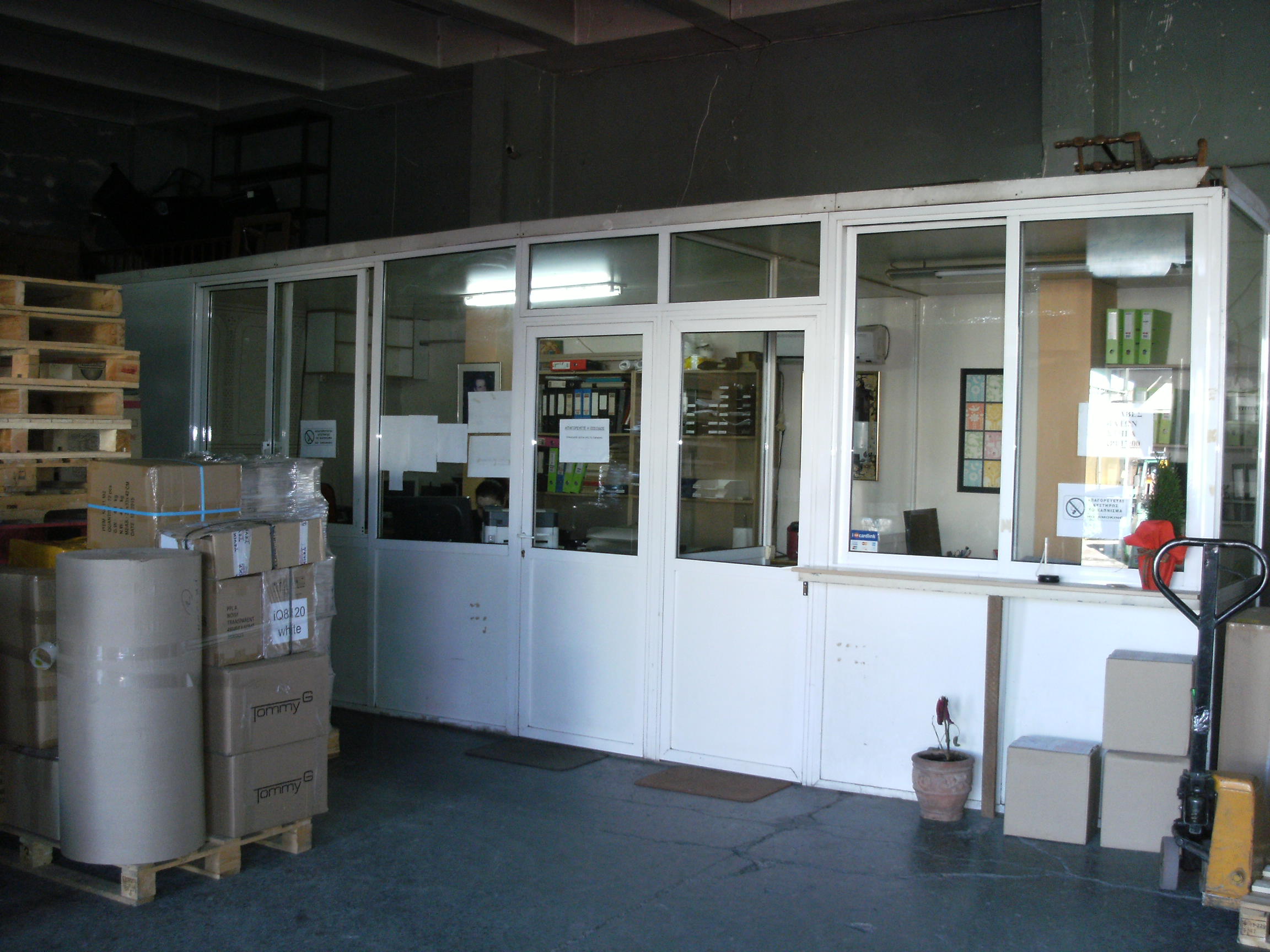 Worldwide freight services